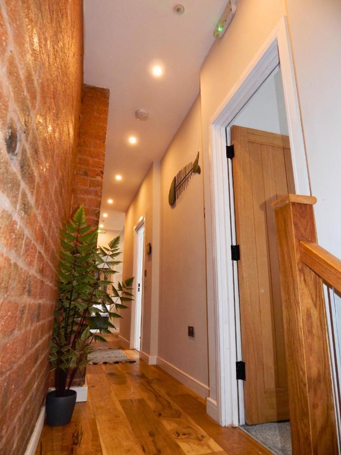 Vila Vip 3Br Grade2 Luxurious Industrial House With Wood Fire, Electric Blinds And Big Cast Iron Windows In The Heart Of The Jq Birmingham Exteriér fotografie