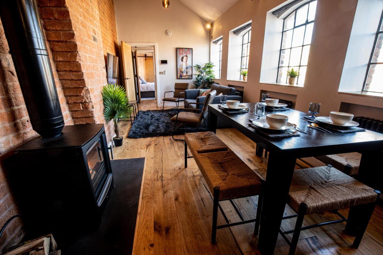 Vila Vip 3Br Grade2 Luxurious Industrial House With Wood Fire, Electric Blinds And Big Cast Iron Windows In The Heart Of The Jq Birmingham Exteriér fotografie